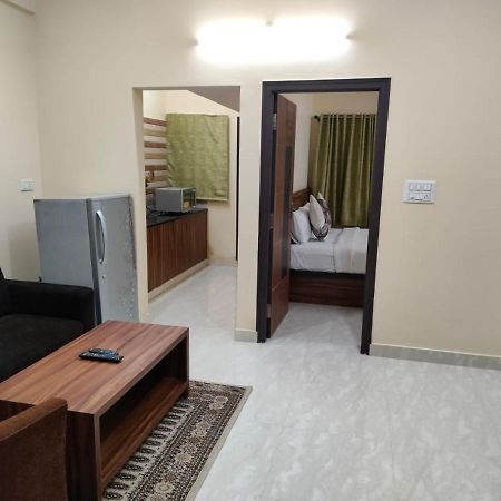 Golden Chariot 1Bhk Flat Manyata Tech Park Hotel Bangalore Exterior foto